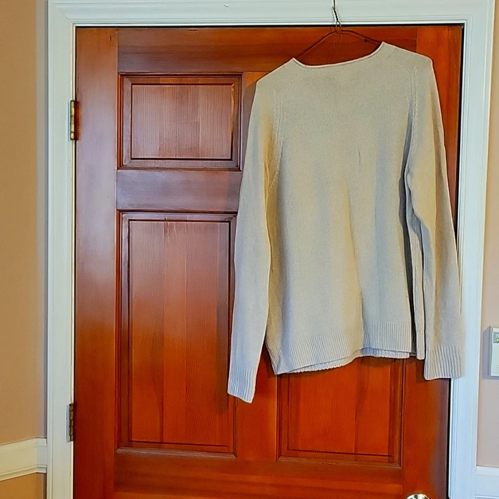 J Crew Llama Sweater - Picture 2 of 5
